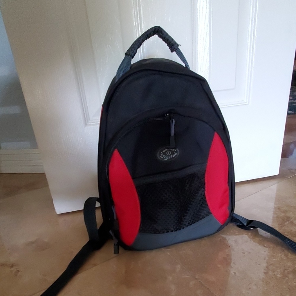 Tamrac digital backpack